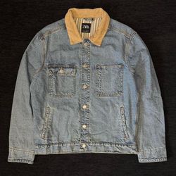 ZARA DENIM JACKET SIZE LARGE
