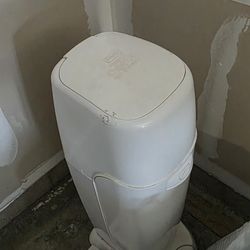Diaper GENIE $15