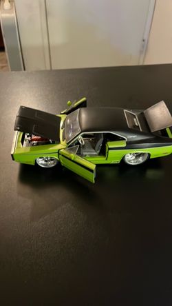 Dodge Charger Diecast Model Car 1:24