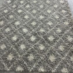 Grey And White 8 X 10 Rug