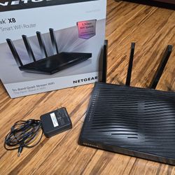 WiFi Extender & WiFi Router