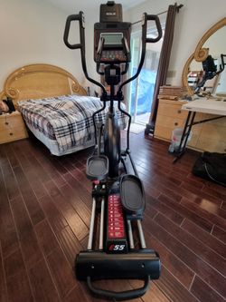 Sole E55 Eliptical Exercise Hightech Machine