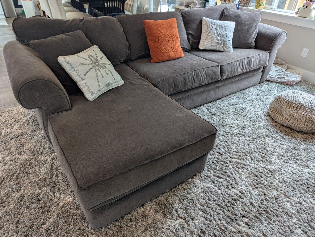 Macy's Radley Sofa With Chaise $300