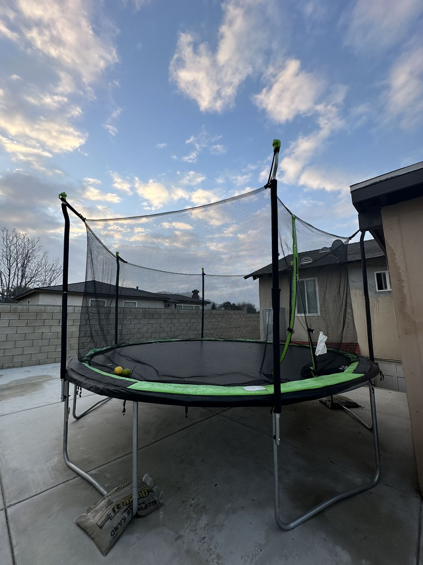 14ft Trampoline