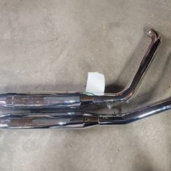 Harley Davidson Chrome Exhaust Pipes