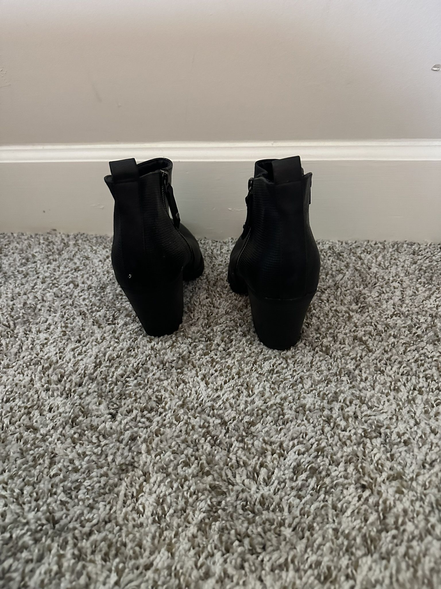 Black Booties, Super Cute!