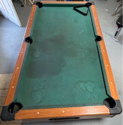Mizerak 6.5’ x 3.5’ pool table