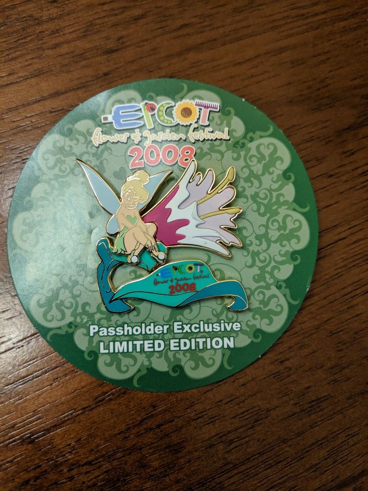 Disney Epcot 2008 flower and garden festival Tinkerbell passholder exclusive limited edition of 2000 pin