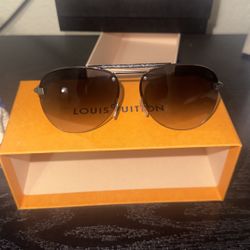 Orginal Louis Vuitton Sunglasses