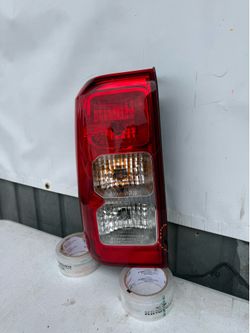 FORD RANGER XL  2024 2025 2026 TAIL LIGHT TAIL LAMP TAILLIGHT LEFT DRIVER SIDE LH USED ORIGINAL OEM (CHIPPED)