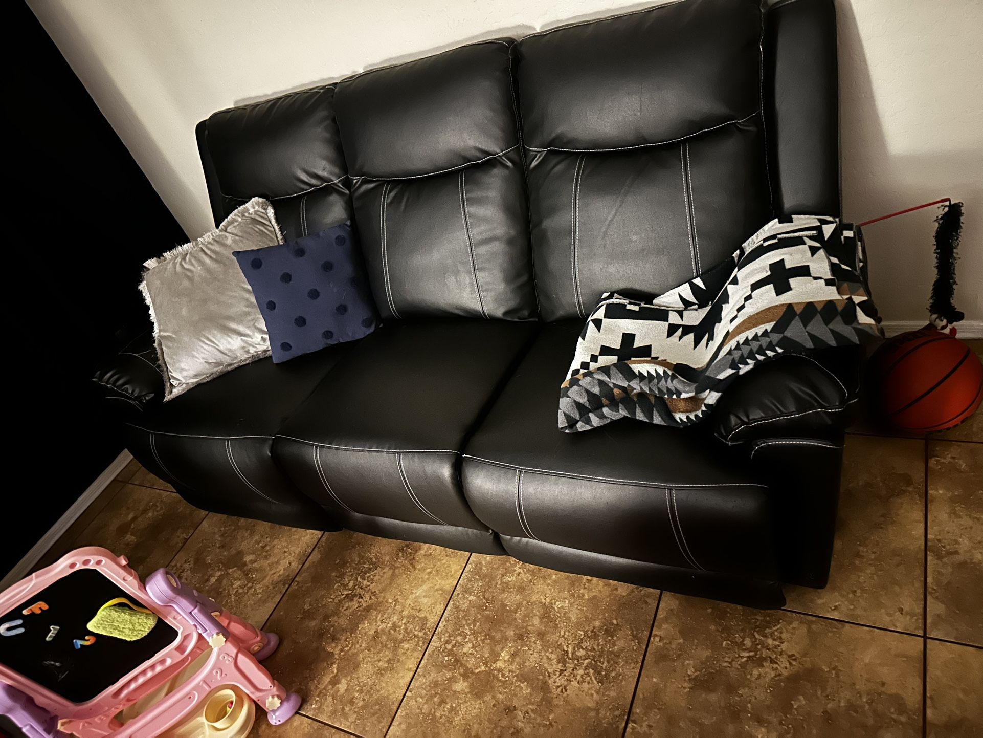 Double Reclining Couch