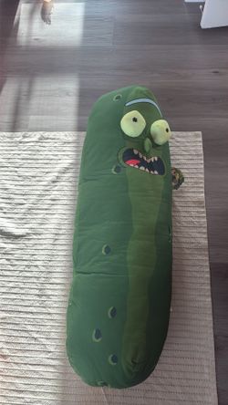 Pickle Rick plushy