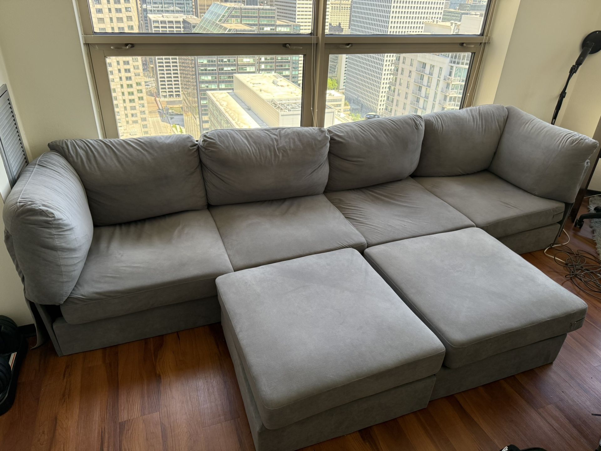 6- Piece Sectional Couch