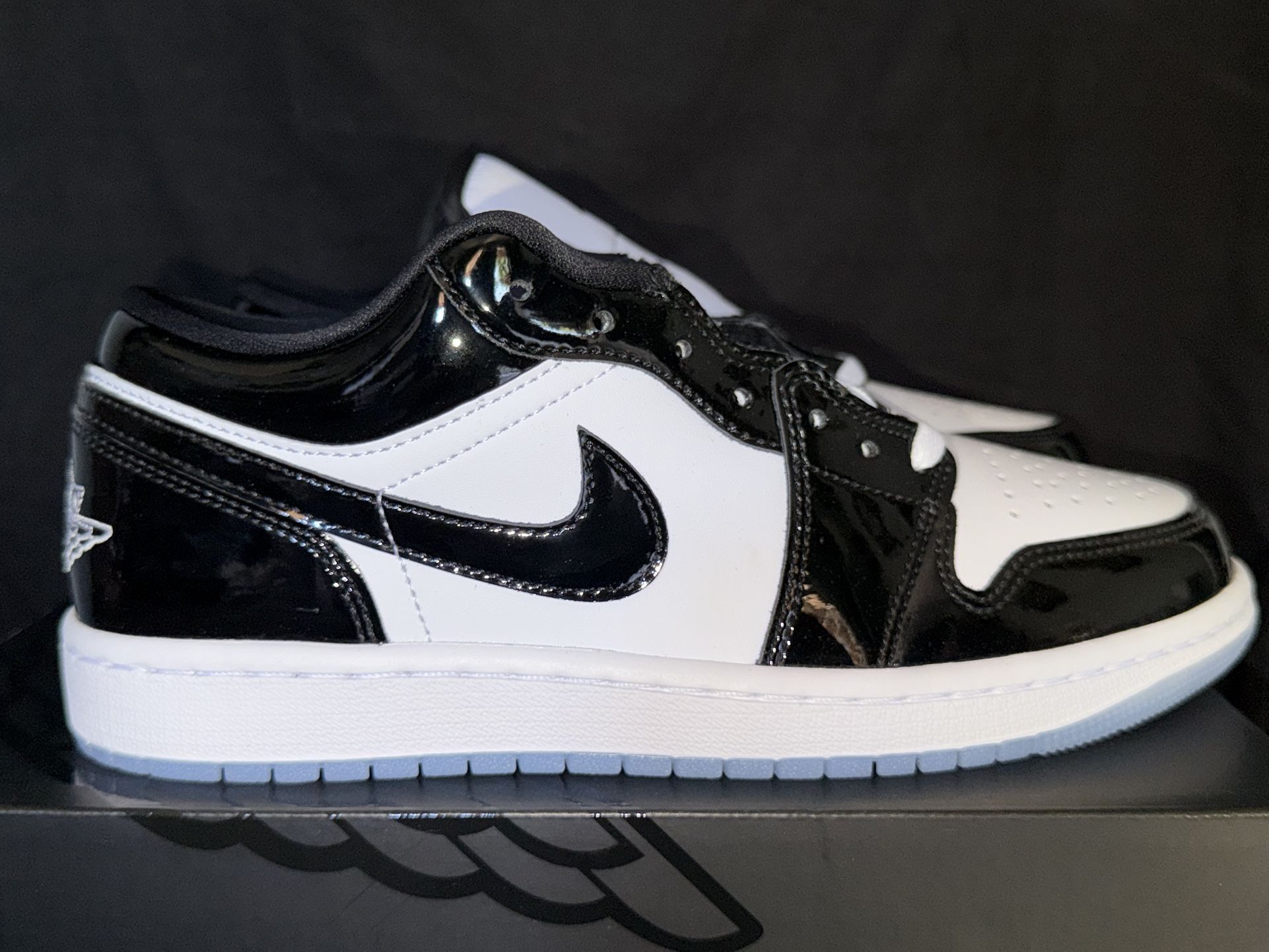 Air Jordan 1 Low Concord