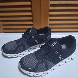 On Cloud 5 Black/ Alloy Women's Running Shoe * Size: 8.5