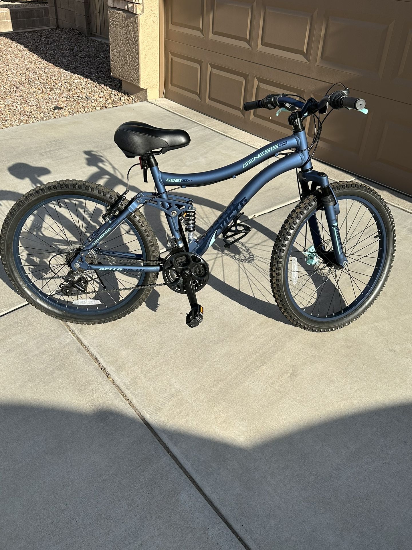 24” Genesis Bella Vista Mountain Bike Full Suspension 21 Speed