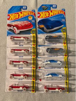 Hot wheels keychain cars