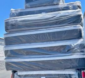 Weekend Deals 24/7 Same Day Delivery Se Habla Espanol Single Twin Mattress 99 Full 159 Queen Bed 179 King 229 Cali King 229 All Sizes Available 