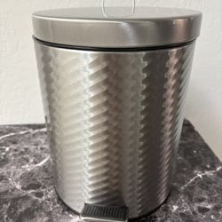 3L Small Can with Foot Pedal - Stainless Steel