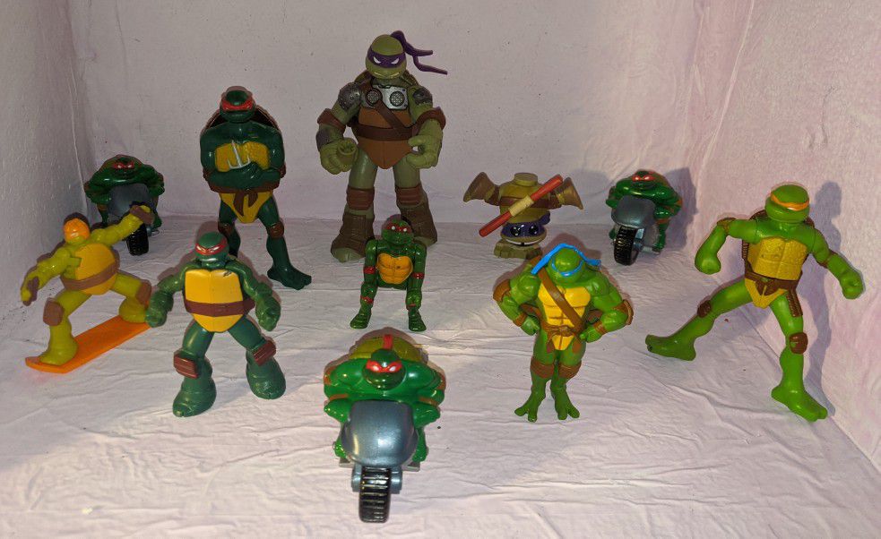 Teenage Mutant Ninja Turtles Toy Lot TMNT