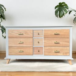 Gorgeous Mcm Solid Wood Lowboy Dresser/ Sideboard 