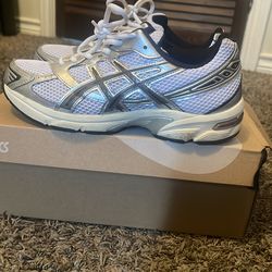 ASICS  gel 1130 size 8