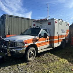 2004 ford f350 super duty ambulance