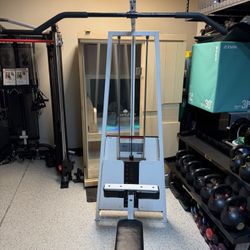 Cybex Classic Lat Pulldown