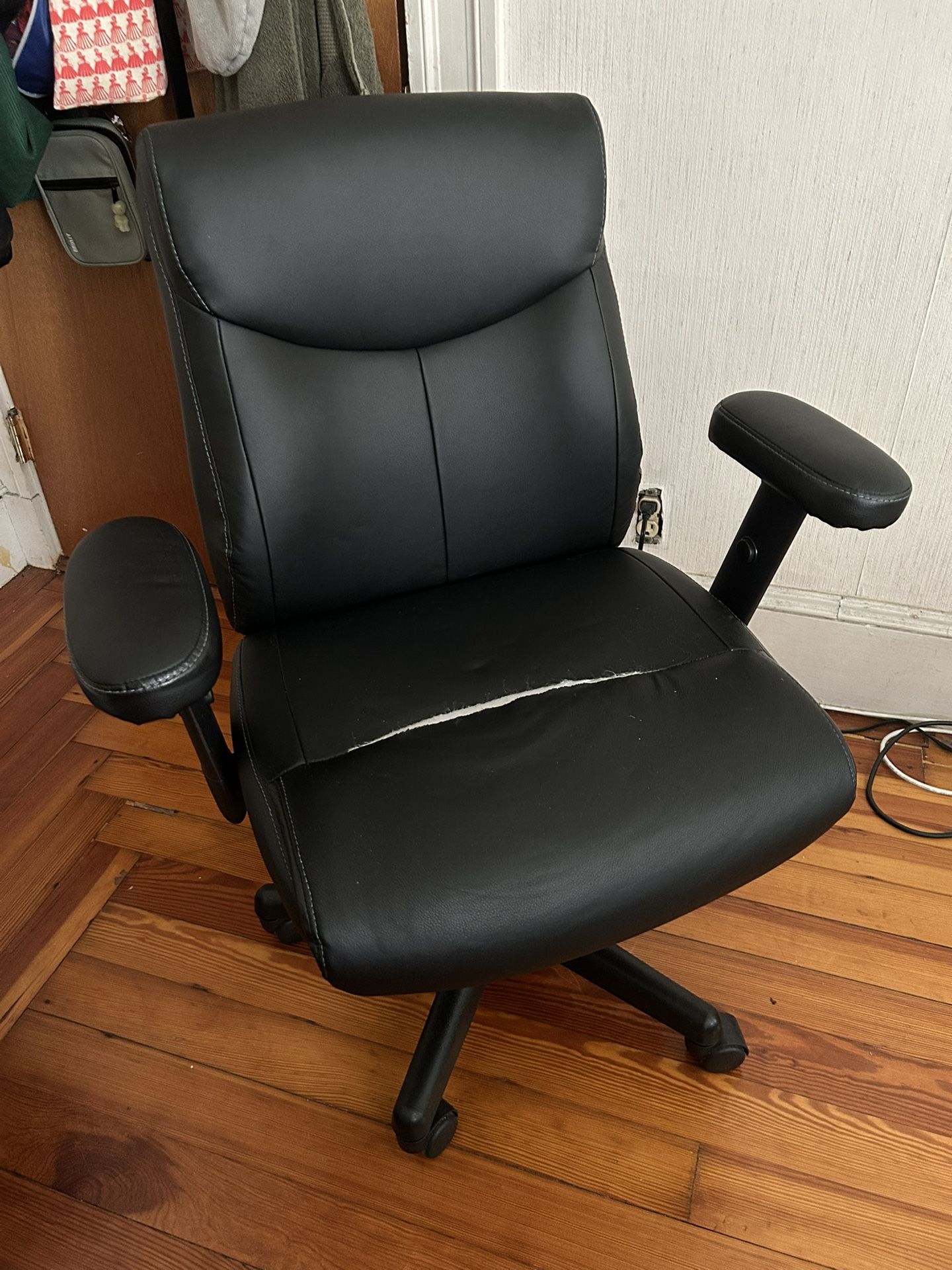 desk chair