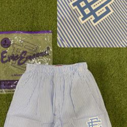 EE Shorts 