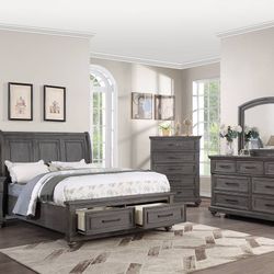 Brand New Elegant Wood Queen Bedroom Set (Available In King)