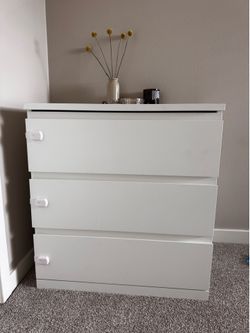 3-drawer dresser
