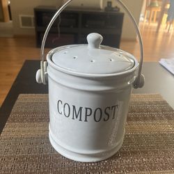 Crofton Ceramic Countertop Compost Bin with Handle ~ New No Box , Grey/Green .. Very Nice