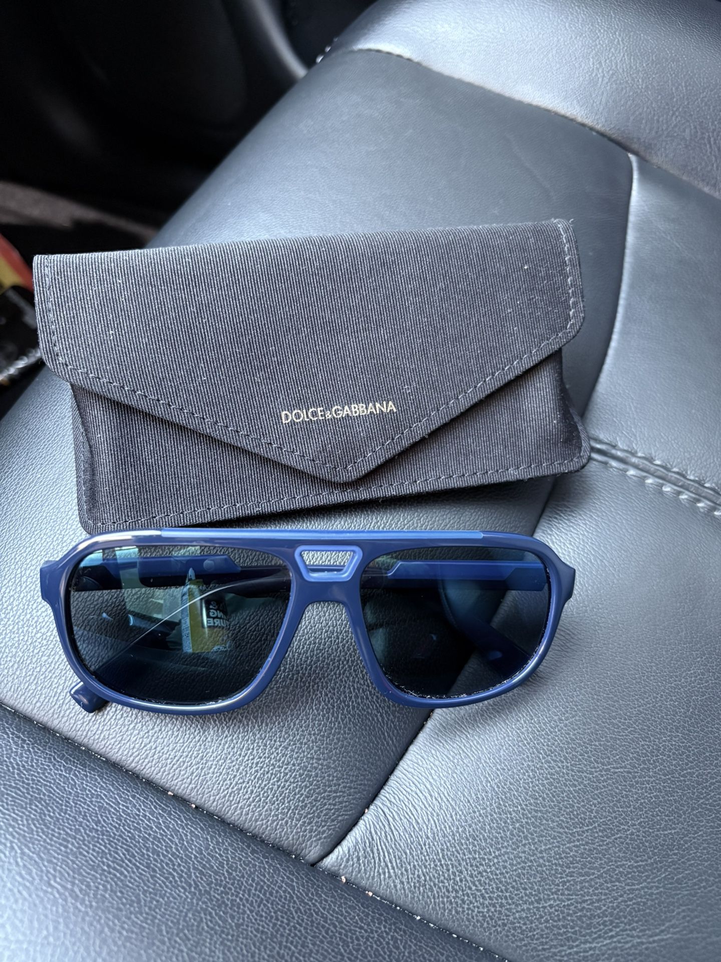 Dolce& Gabbana sun glasses