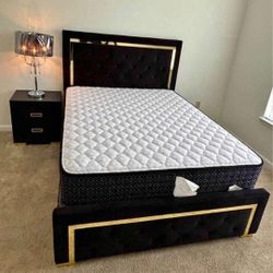 Bedroom Set Black and Gold, Ask for Price 
