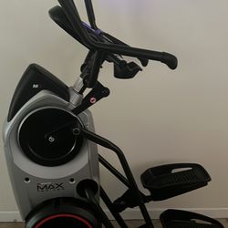 Bowflex Max Trainer M6 