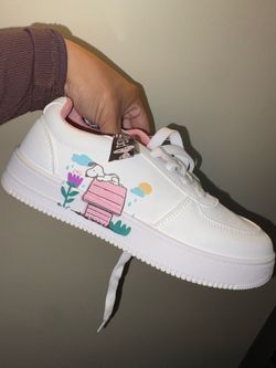 Snoopy shoes