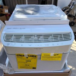 New frigidaire gallery air conditioning 12000 Btu comes with remote asking $300 