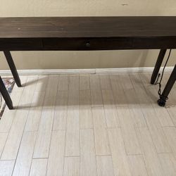 Large Entry Way Table
