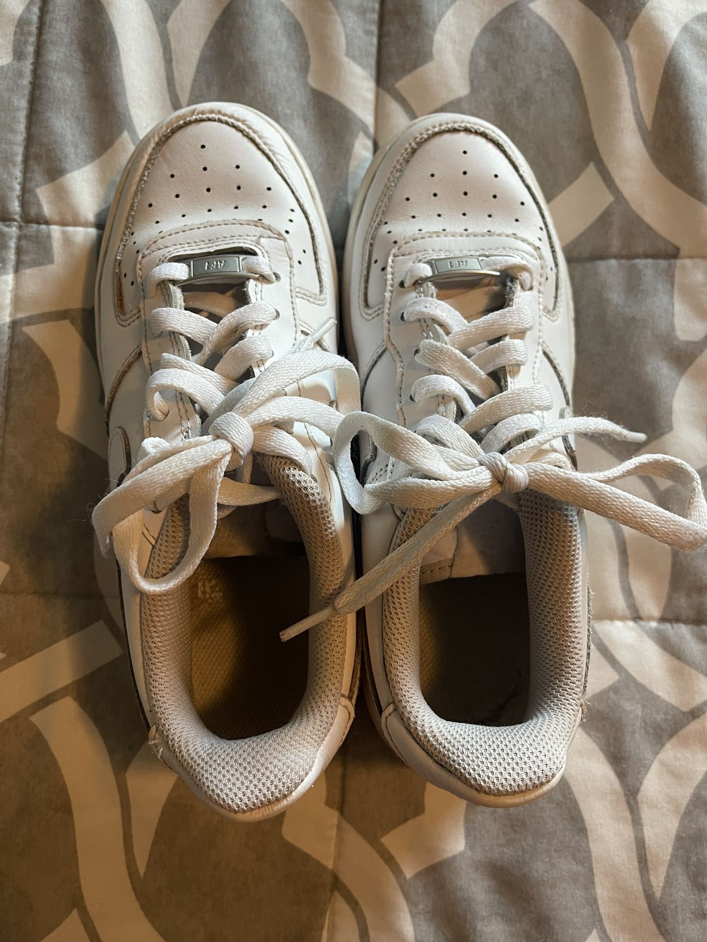 Nike Air Force 1  Size 7