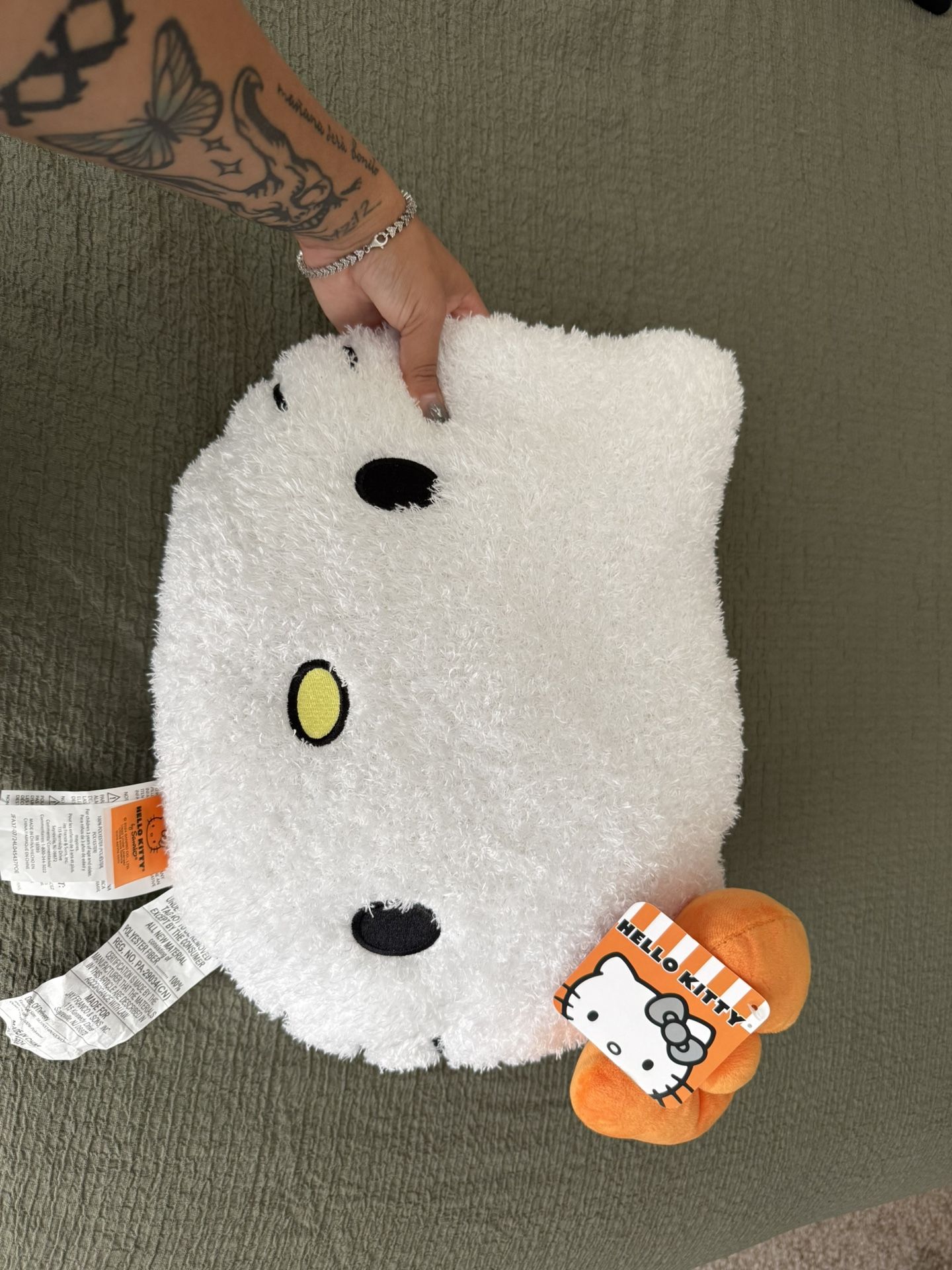 hello kitty pillow 
