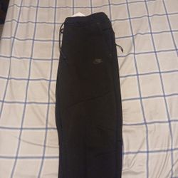 Black Nike Tech Pants