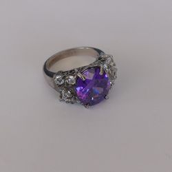 14kt sliver ring size 8 for women