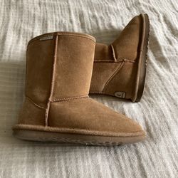 Unisex Bearpaw Boots 7/8