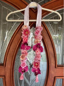 graduation lei