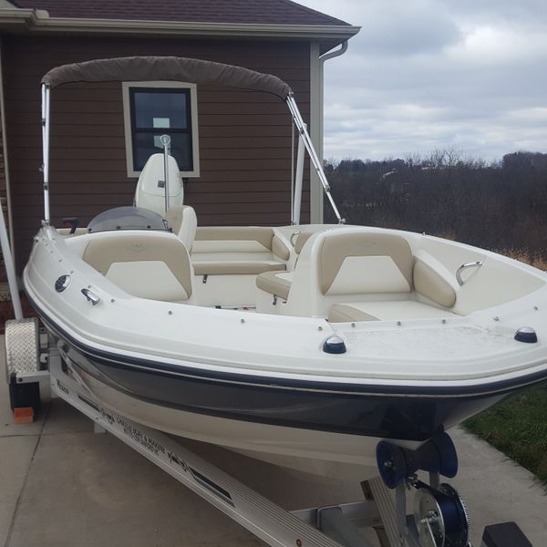 2017 stingray 182sc deck boat with 115hm suzuki motor and trailer