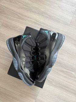 Size 12 men jordan 11 retro