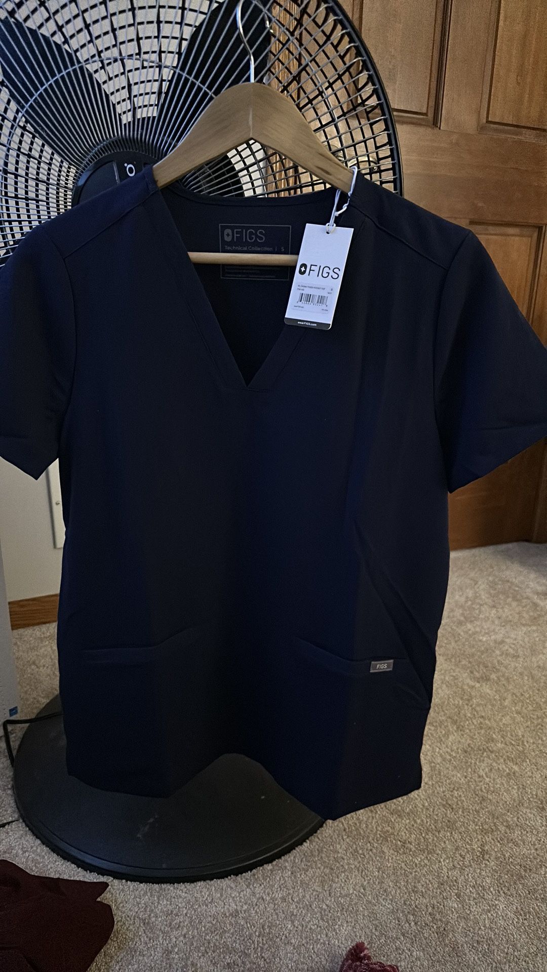 Navy Casma Three Pocket Scrub Top