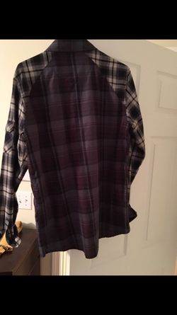 Cohesive shirt