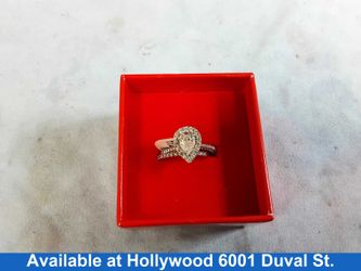 Ring - Wedding Set - Yellow Gold 14k (.585) 4.5 grams Size 6